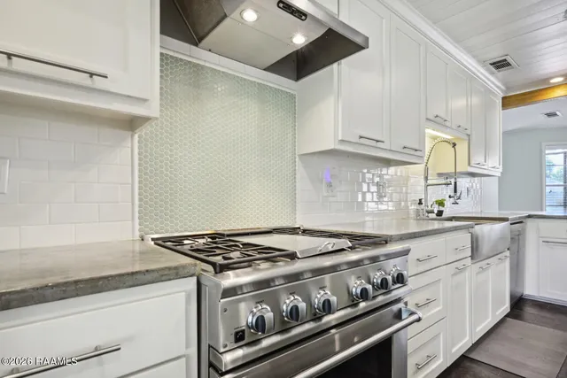 $2,895 | 4643 Fleet Drive, Baton Rouge, LA 70809