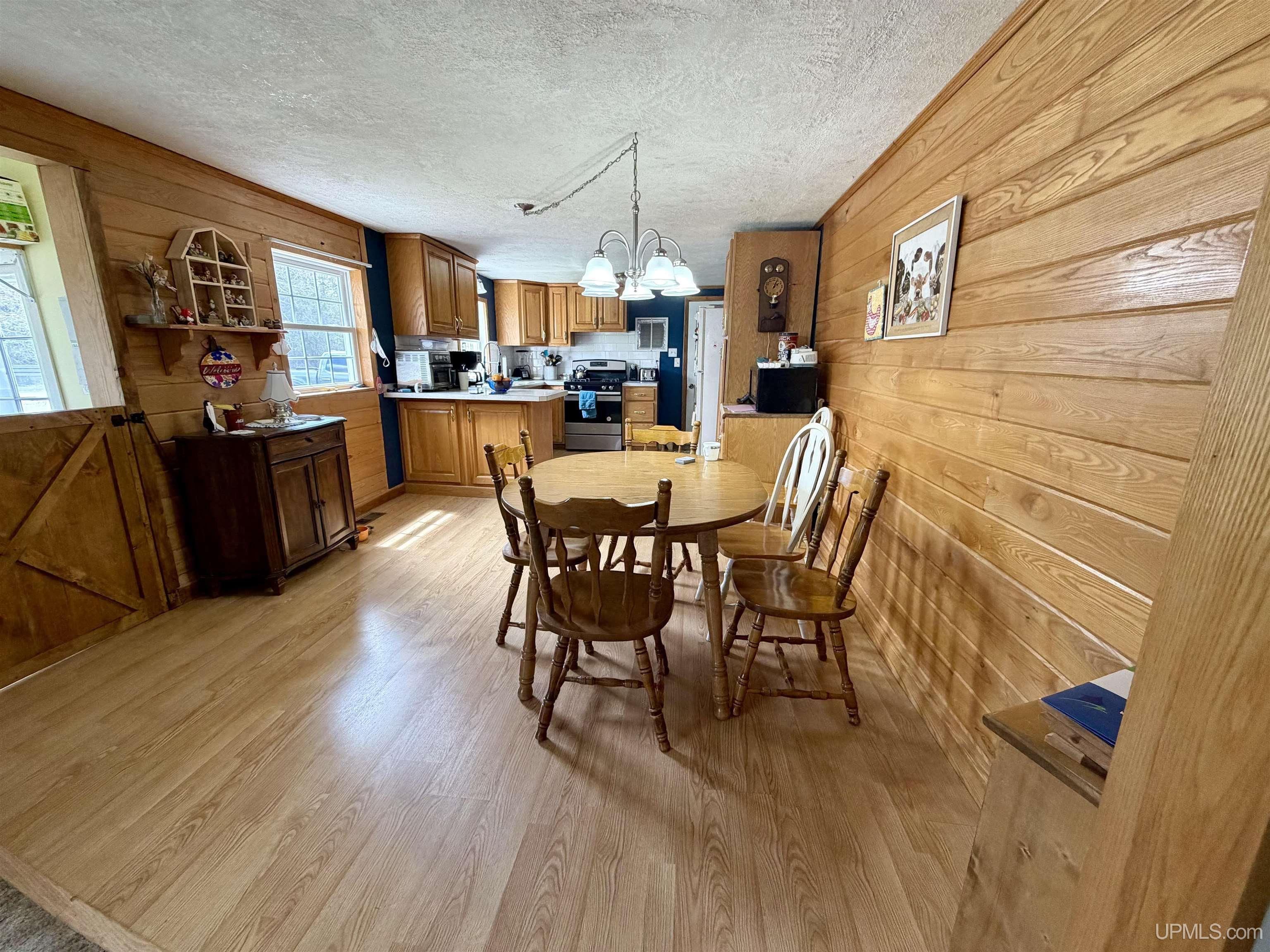 1694 Quarry Road Gulliver, MI 49840 - Photo 9 of 26