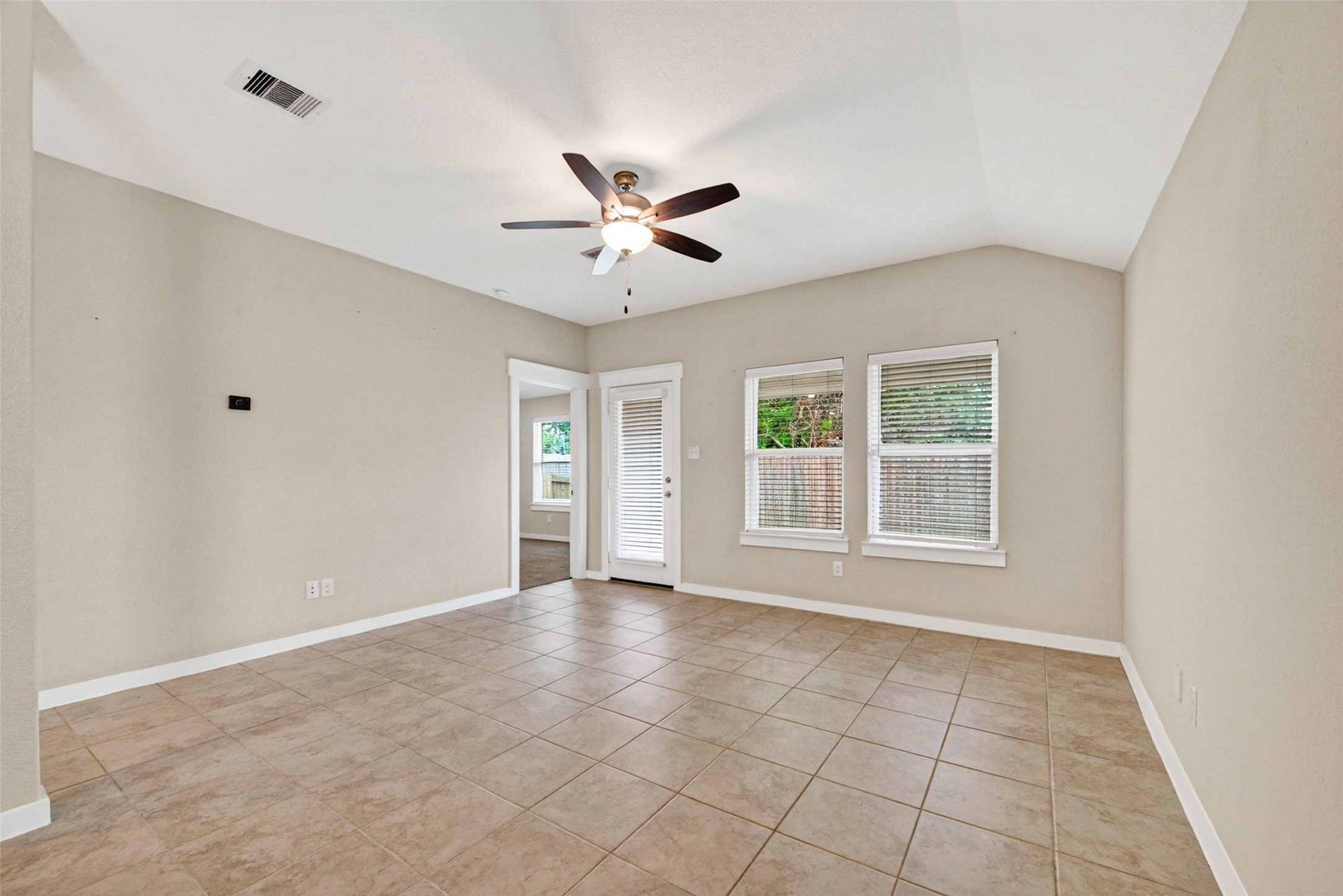 252 Laura Leigh Lane Angleton, TX 77515 - Photo 17 of 30