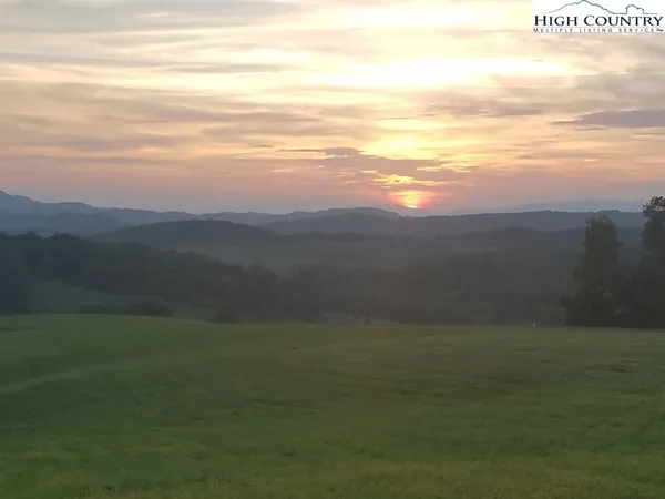 $19,900 | Crestview Mountain Drive, Ennice, NC 28623