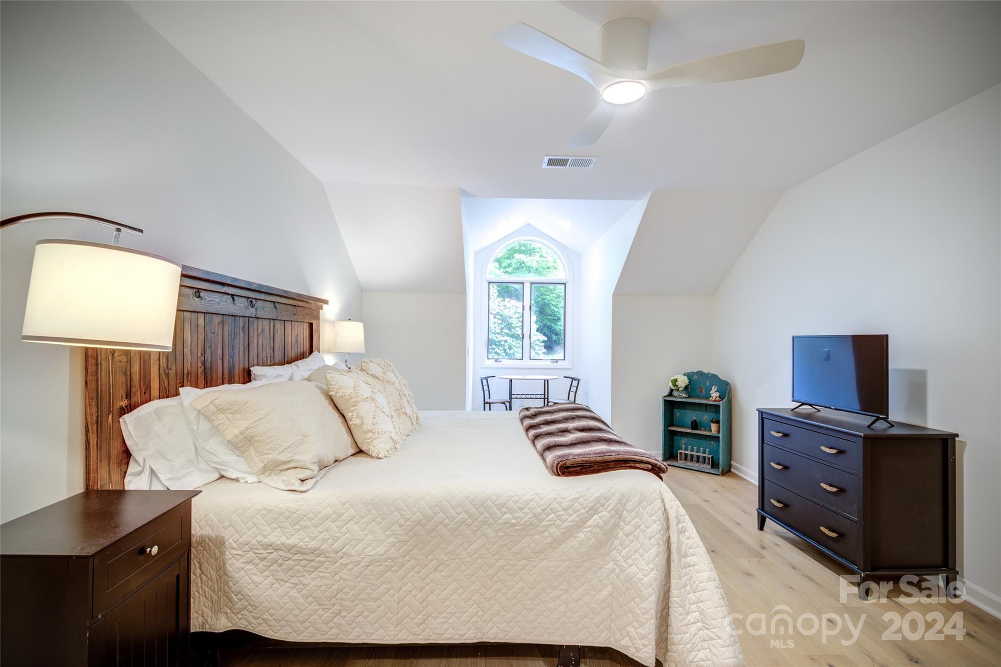 194 Hillbeck, Unit 2 Boone, NC 28607 - Photo 13 of 29