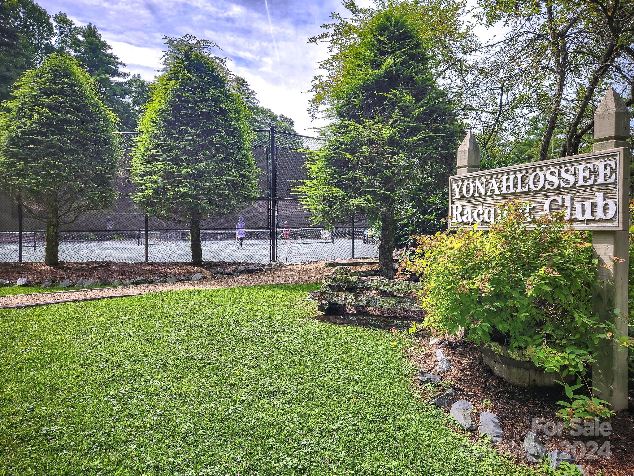 194 Hillbeck, Unit 2 Boone, NC 28607 - Photo 27 of 29