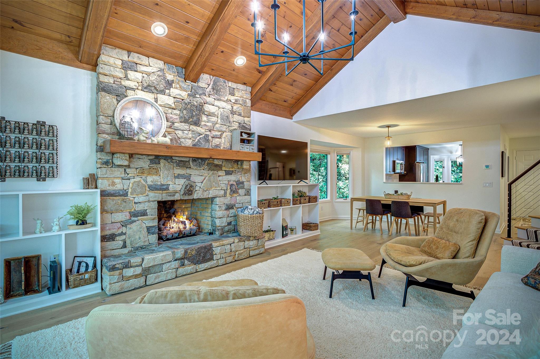 194 Hillbeck, Unit 2 Boone, NC 28607 - Photo 3 of 29