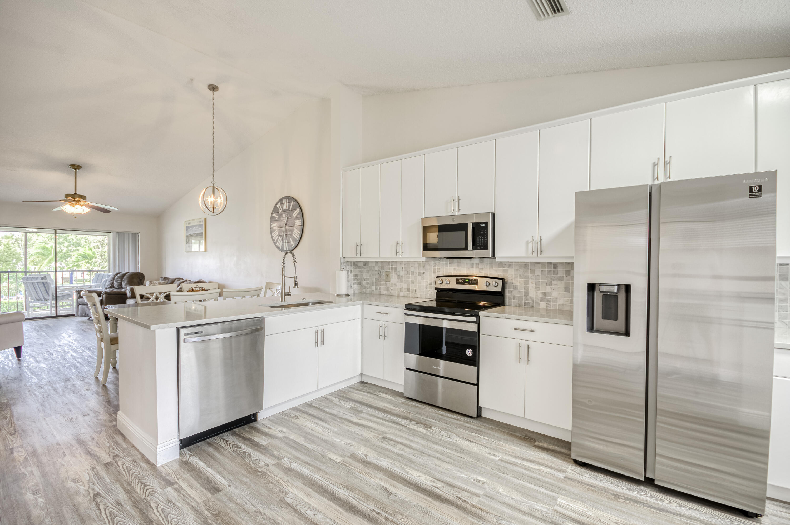 1102 Pinecrest Circle, Unit A Jupiter, FL 33458 - Photo 12 of 27 IMG-10