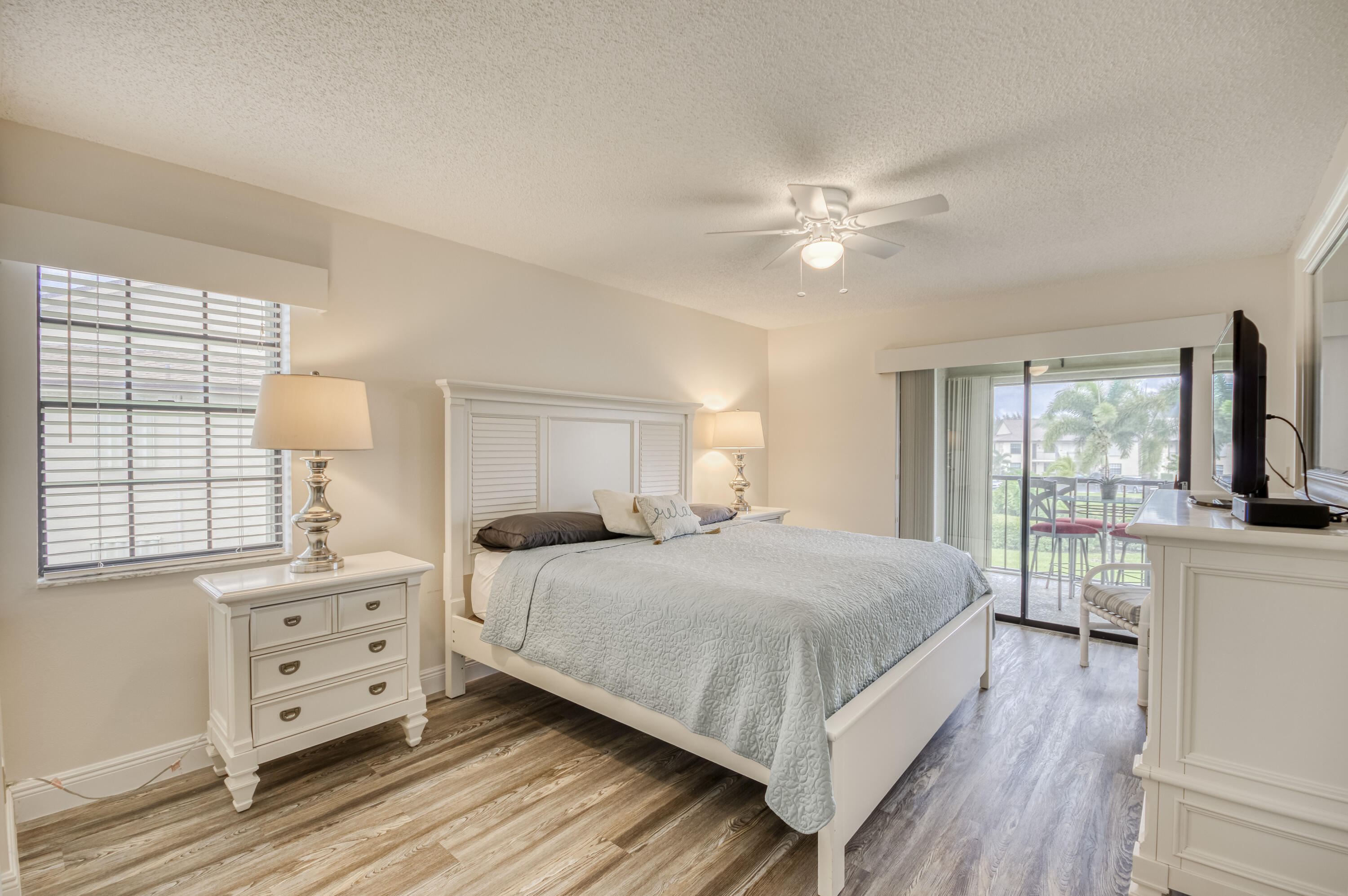 1102 Pinecrest Circle, Unit A Jupiter, FL 33458 - Photo 14 of 27 IMG-18