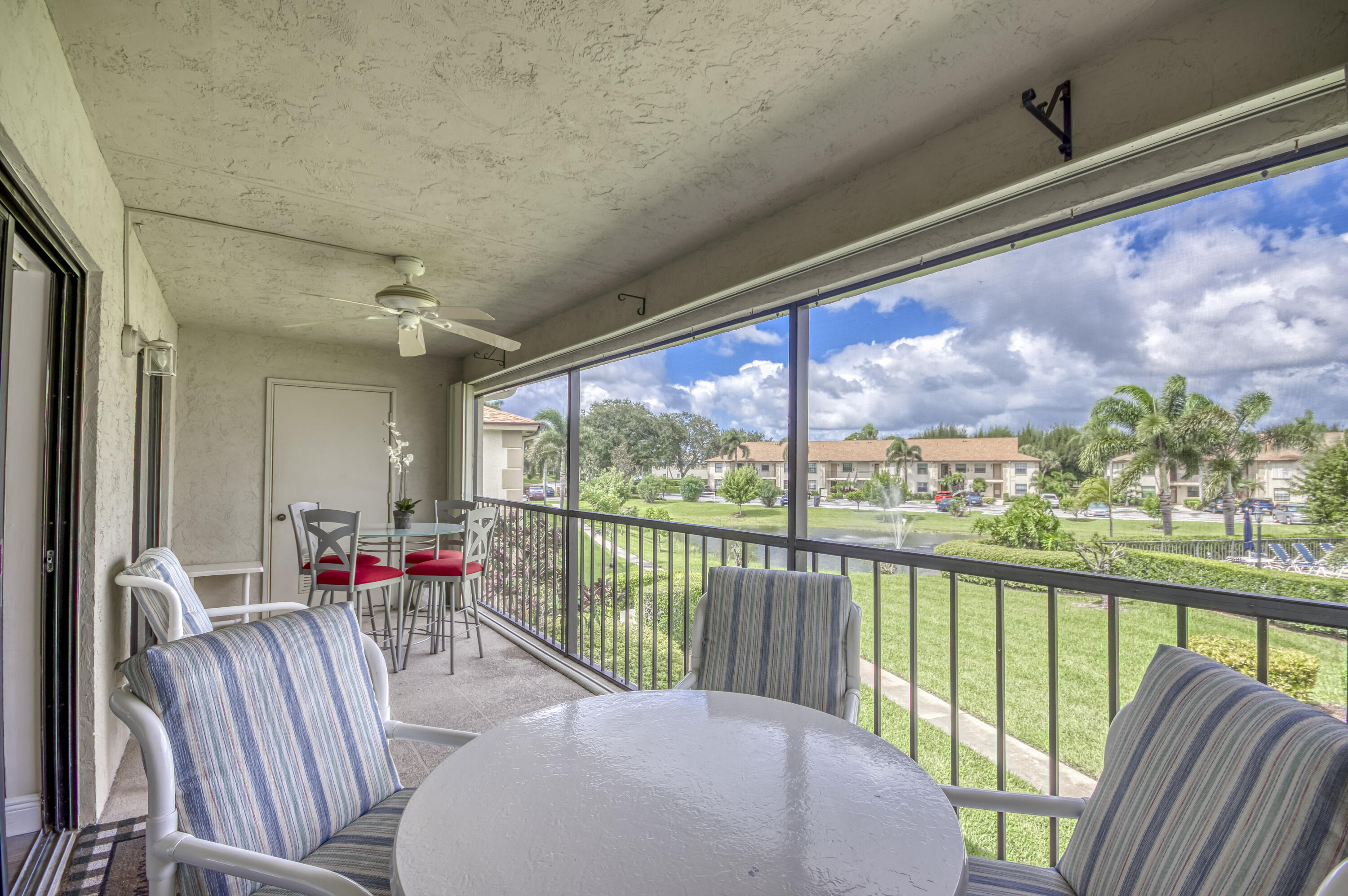 1102 Pinecrest Circle, Unit A Jupiter, FL 33458 - Photo 6 of 27 IMG-3