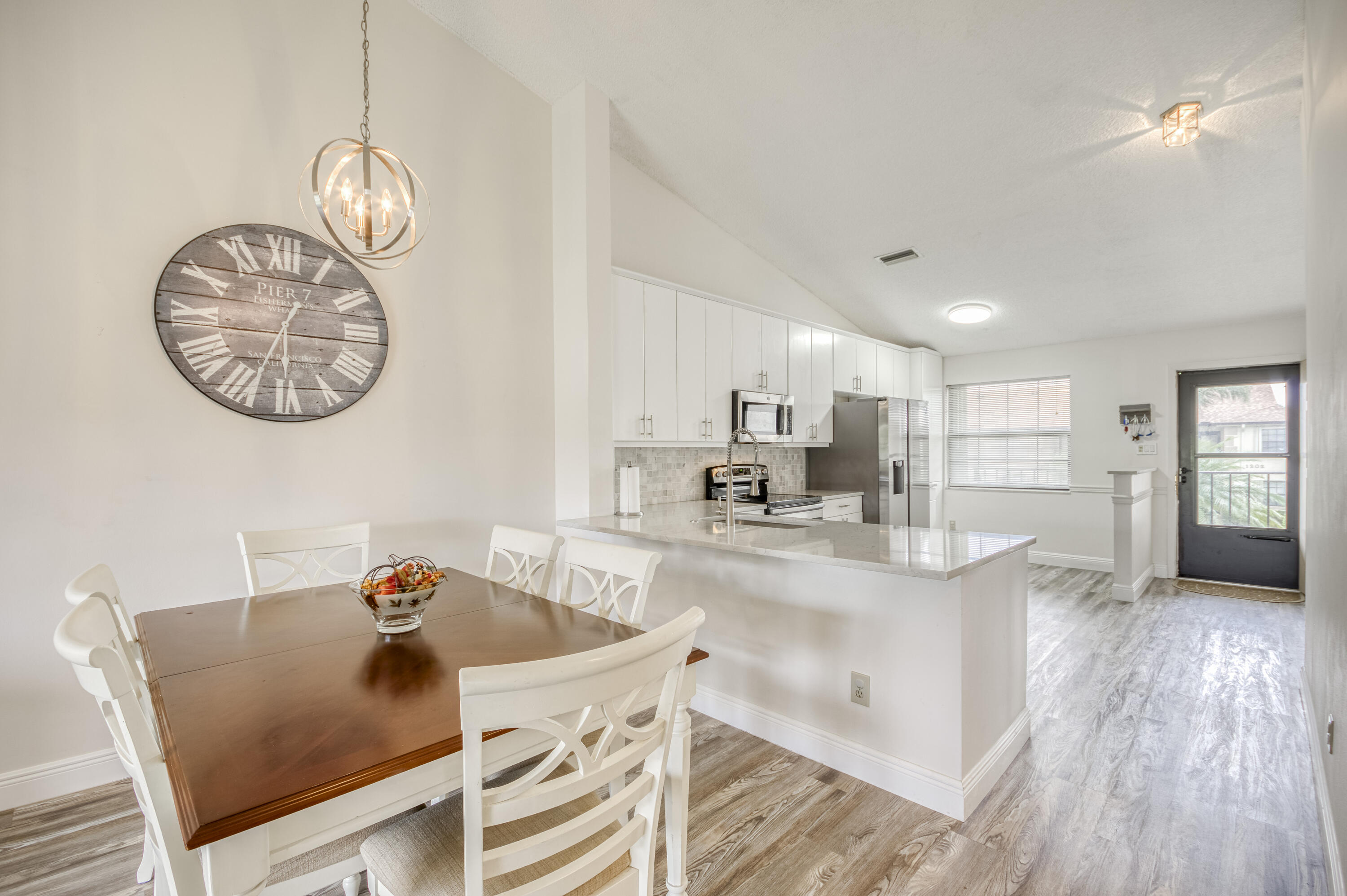 1102 Pinecrest Circle, Unit A Jupiter, FL 33458 - Photo 9 of 27 IMG-7