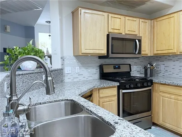 $249,990 | 5855 Valley Drive, Unit 2101, North Las Vegas, NV 89031