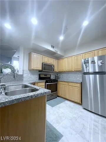 $249,990 | 5855 Valley Drive, Unit 2101, North Las Vegas, NV 89031