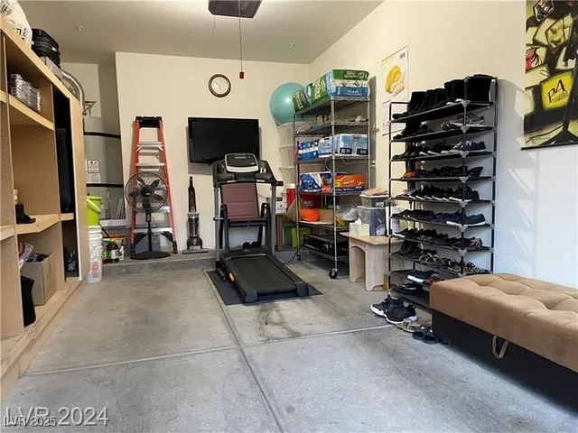 $249,990 | 5855 Valley Drive, Unit 2101, North Las Vegas, NV 89031