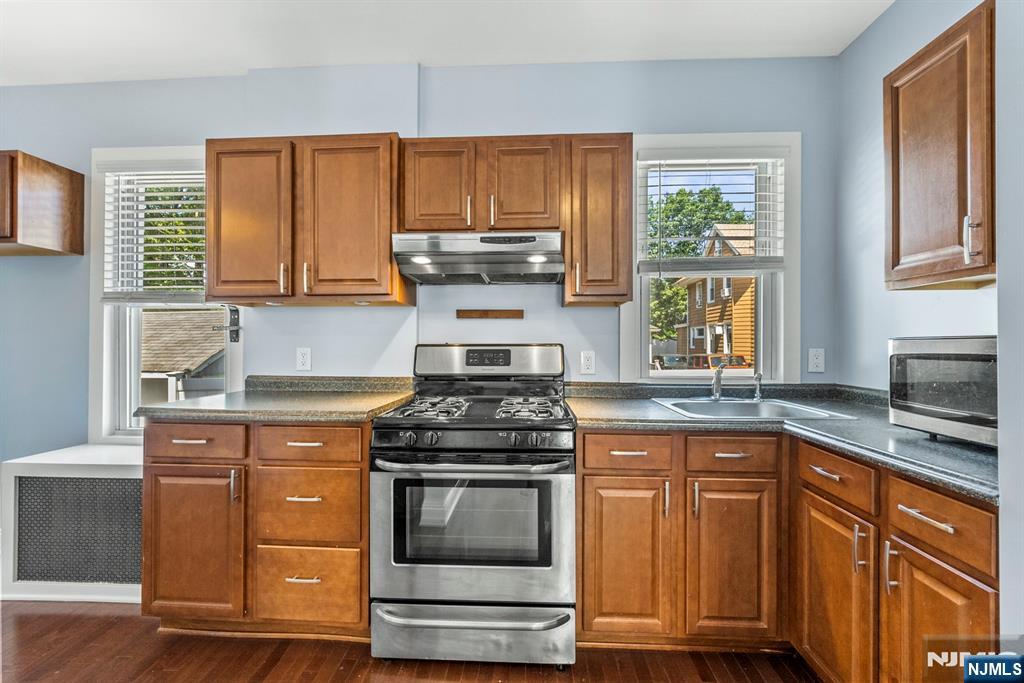 172 Cedar Street, Unit 1 Ridgefield Park, NJ 07660 - Photo 8 of 18