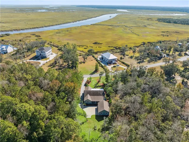 $698,500 | 191 Maiden Creek Drive, Waverly, GA 31565