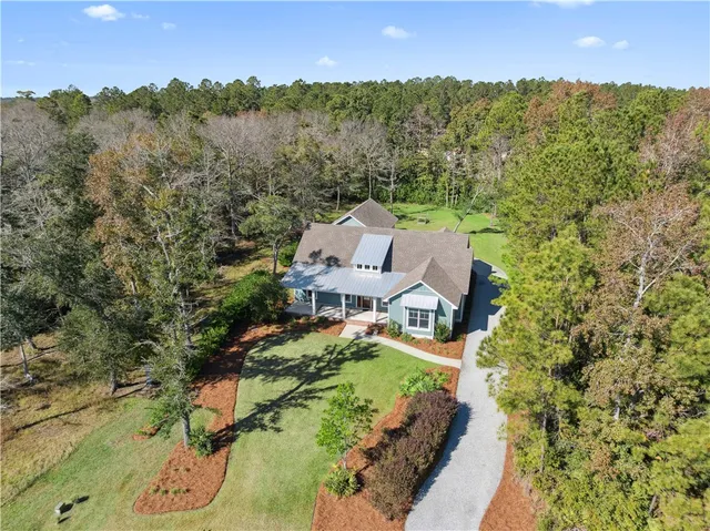 $698,500 | 191 Maiden Creek Drive, Waverly, GA 31565