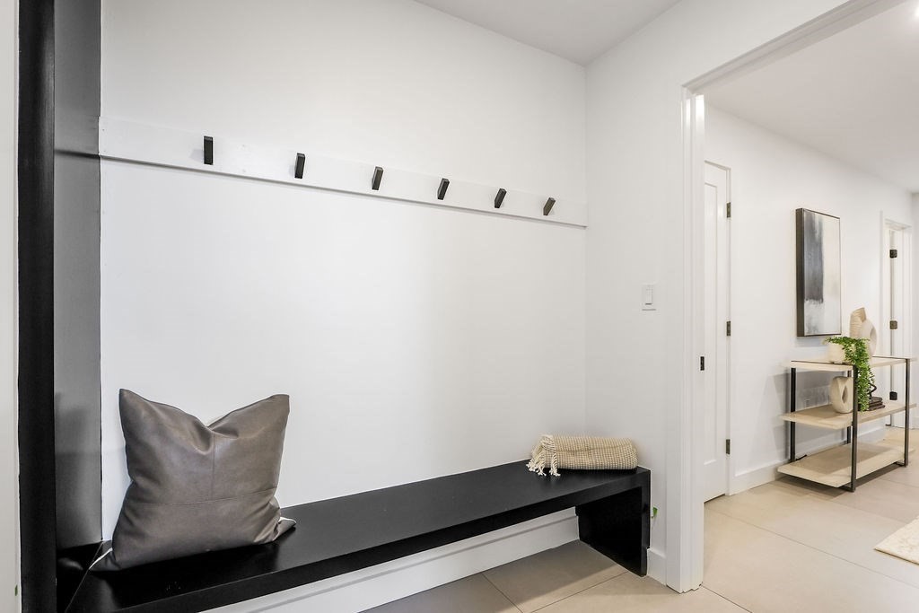 41 Nathan Road, Unit 1 Waltham, MA 02453 - Photo 24 of 25 a view of room with lounge chair