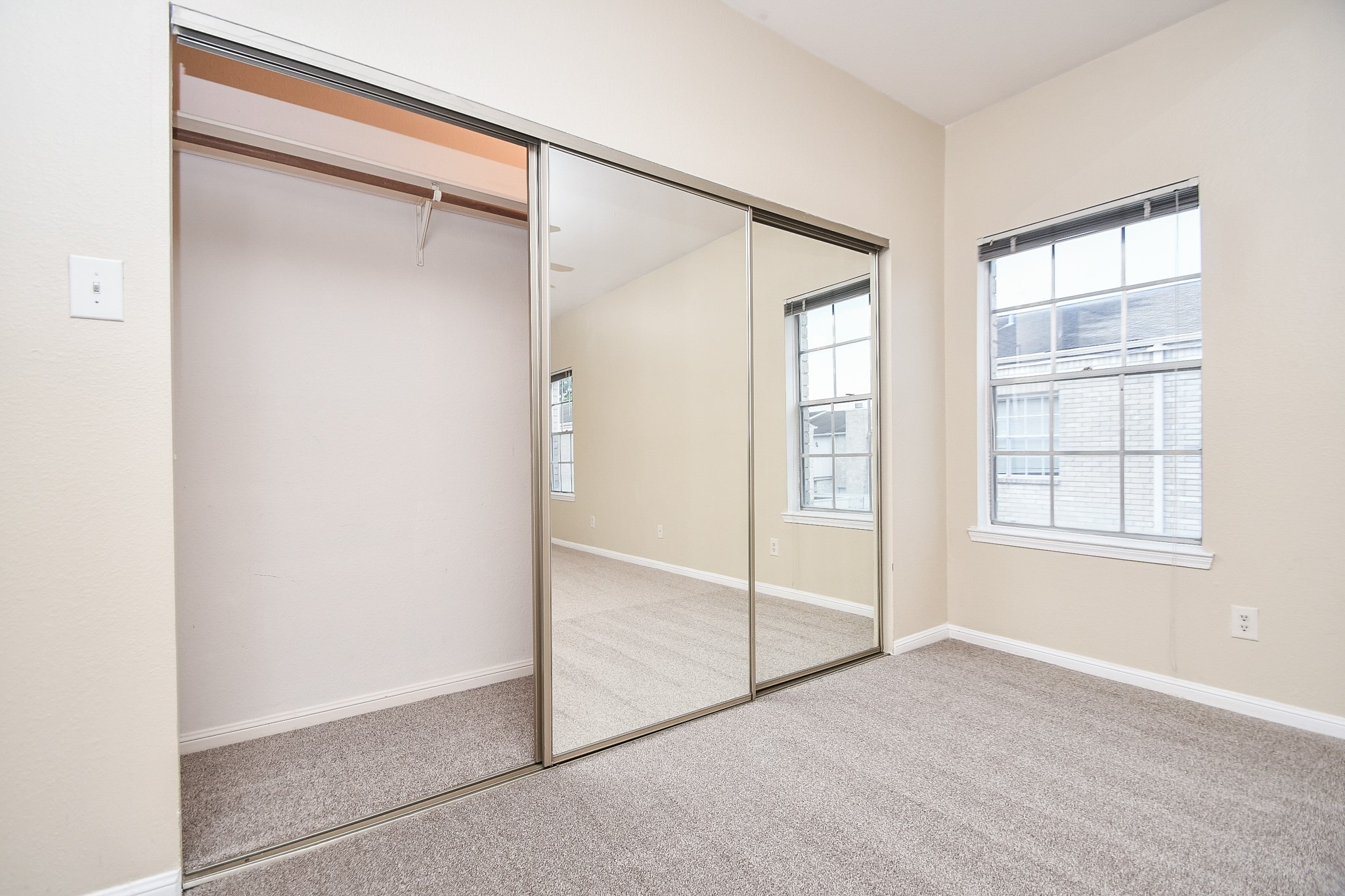 3800 Tanglewilde Street, Unit 109 Houston, TX 77063 - Photo 36 of 48