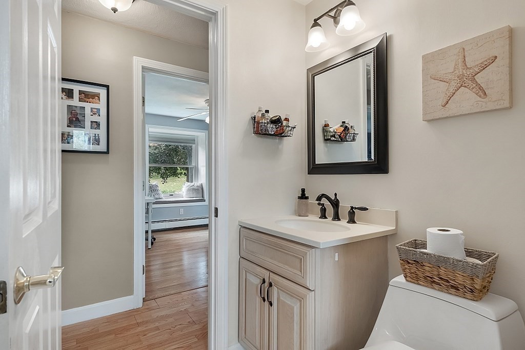 16 Donegal Road Peabody, MA 01960 - Photo 20 of 33 Gallery Image 20