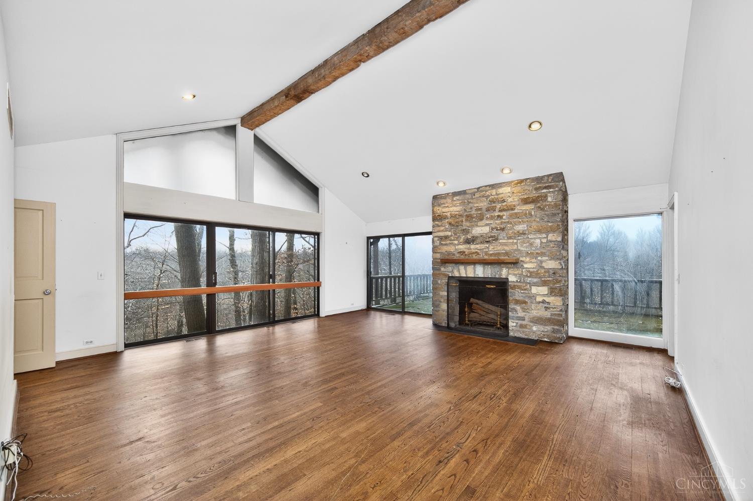 8905 Hopewell Road Cincinnati, OH 45242 - Photo 22 of 51