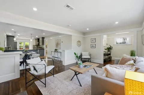 $599,999 | 2709 Vallecito Place, Oakland, CA 94606