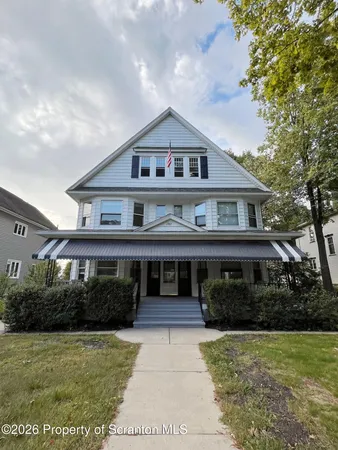 $950 | 1707 Monroe Avenue, Unit 3, Dunmore, PA 18509