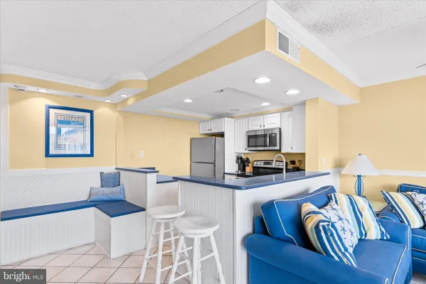 $649,000 | 209 Chesapeake House Bethany Beach, Bethany Beach, DE 19930