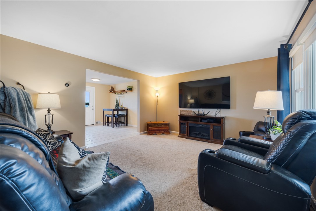 301 Ridge Road Ontario, NY 14519 - Photo 6 of 50