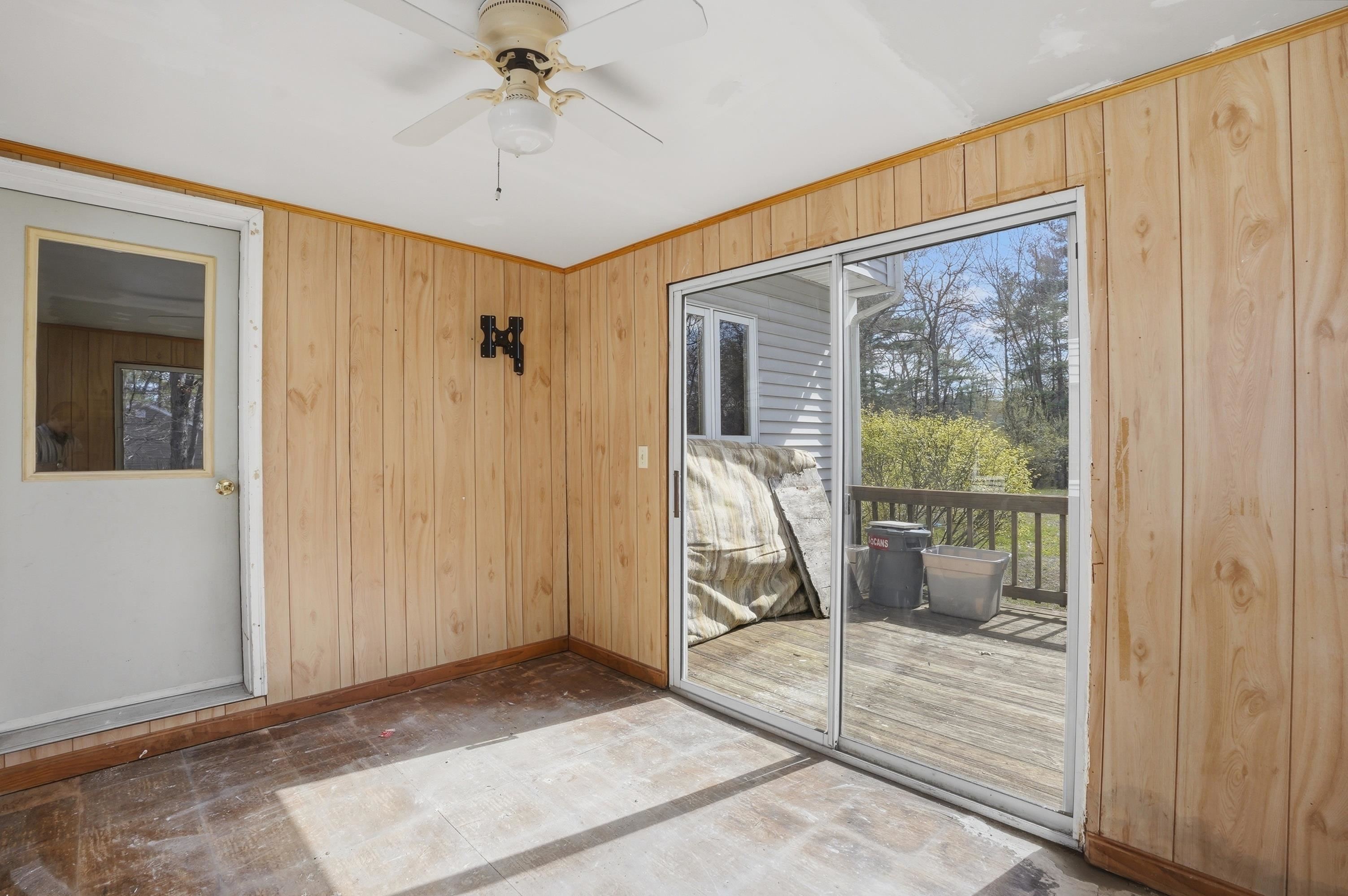63 Kienia Road, Unit B Hudson, NH 03051 - Photo 20 of 39