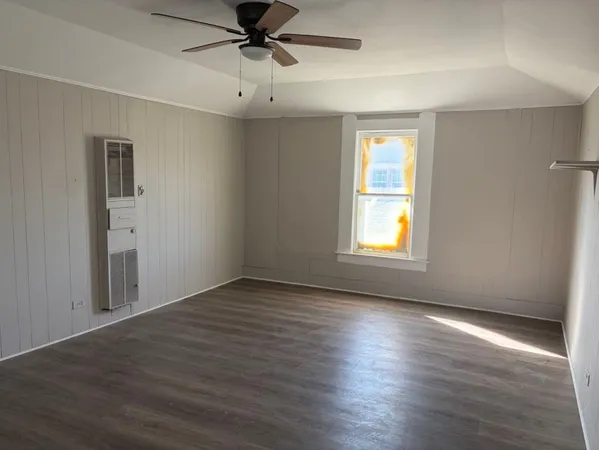 $2,600 | 931 9th Avenue, Unit 2, Port Arthur, TX 77642