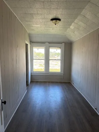 $2,600 | 931 9th Avenue, Unit 2, Port Arthur, TX 77642