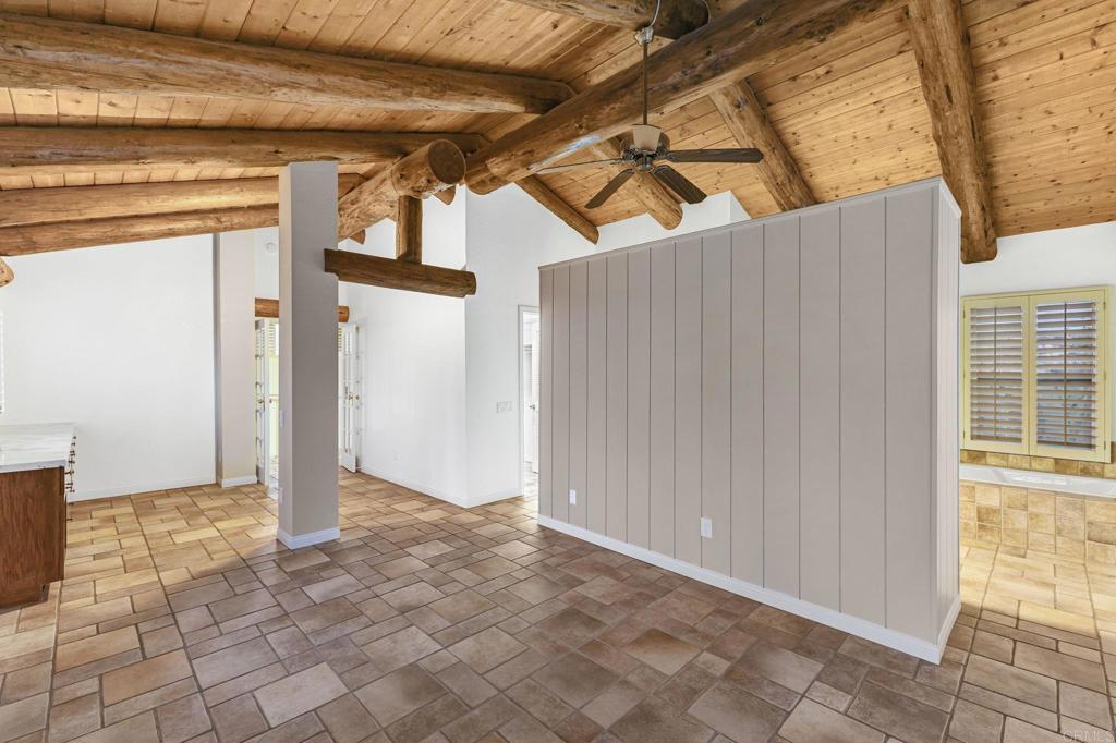 28720 Sandhurst Way Escondido, CA 92026 - Photo 37 of 57 a view of a garage