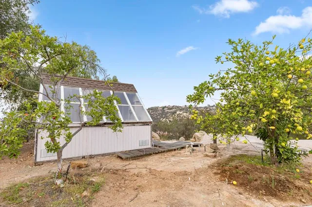 $5,200 | 28720 Sandhurst Way, Escondido, CA 92026