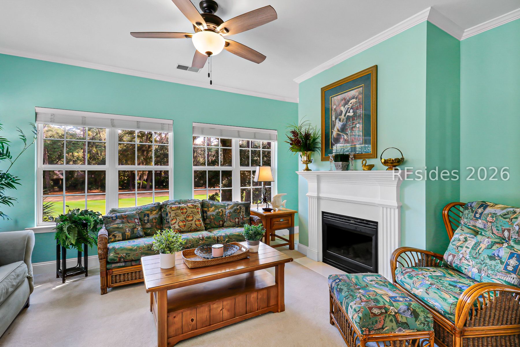 1 Gloucester Road, Unit E2 Hilton Head Island, SC 29928 - Photo 11 of 42 Custom blinds are tucked up to showcase the window