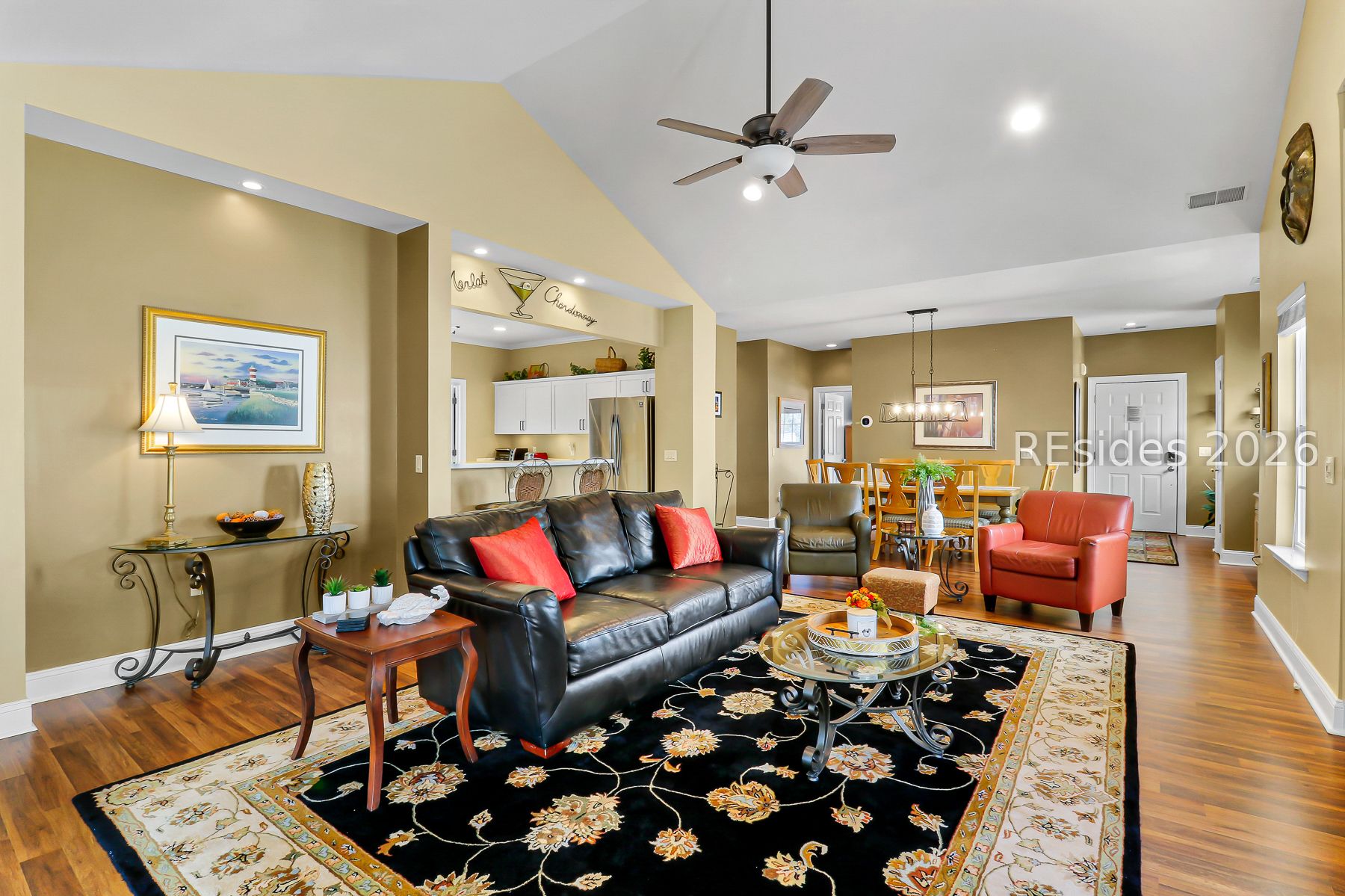 1 Gloucester Road, Unit E2 Hilton Head Island, SC 29928 - Photo 8 of 42 Smooth ceilings & LVP flooring accent the space