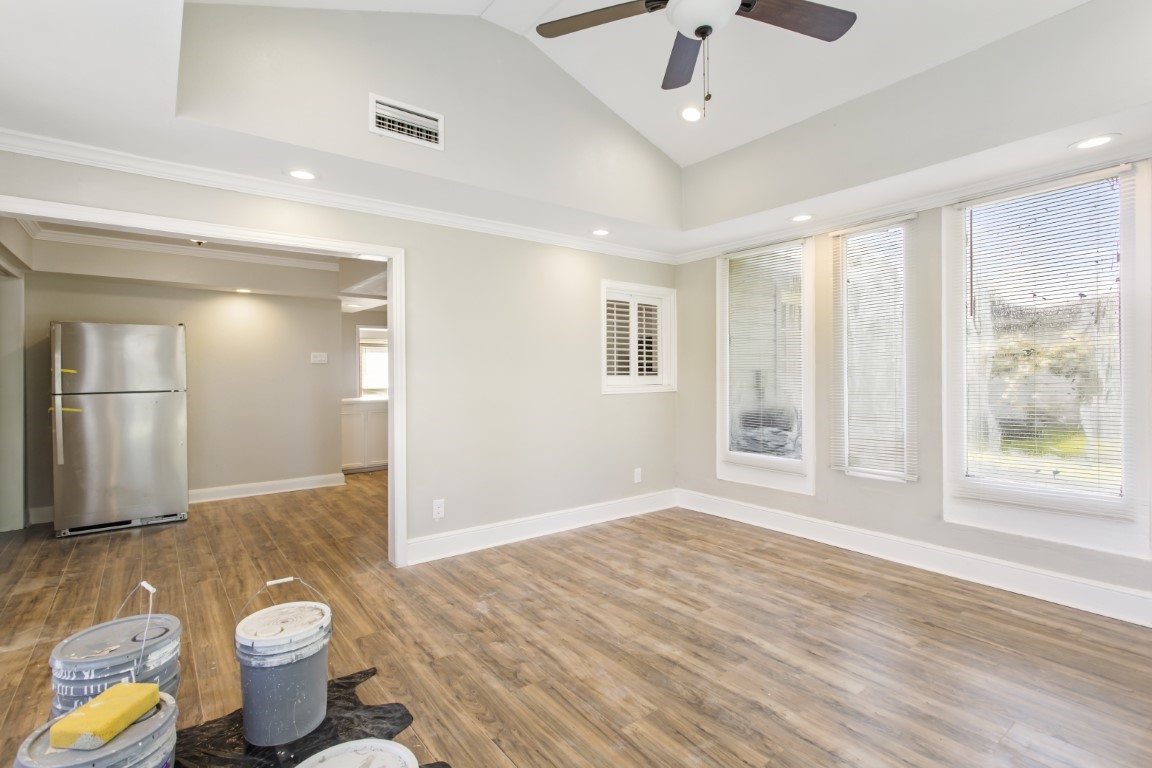 208 Preston Street La Marque, TX 77568 - Photo 25 of 34