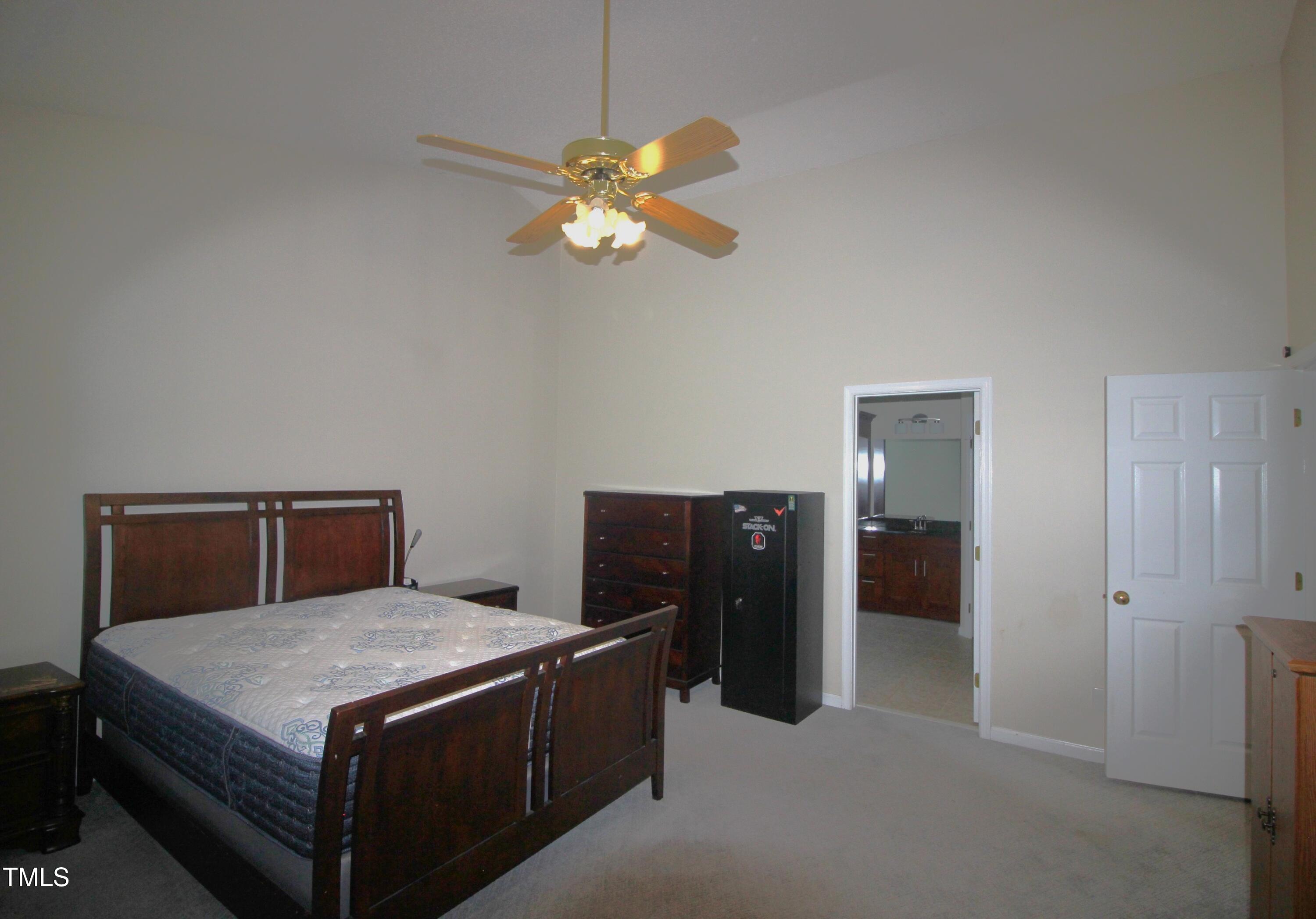 8136 Coleraine Court Raleigh, NC 27615 - Photo 12 of 20 IMG_8947