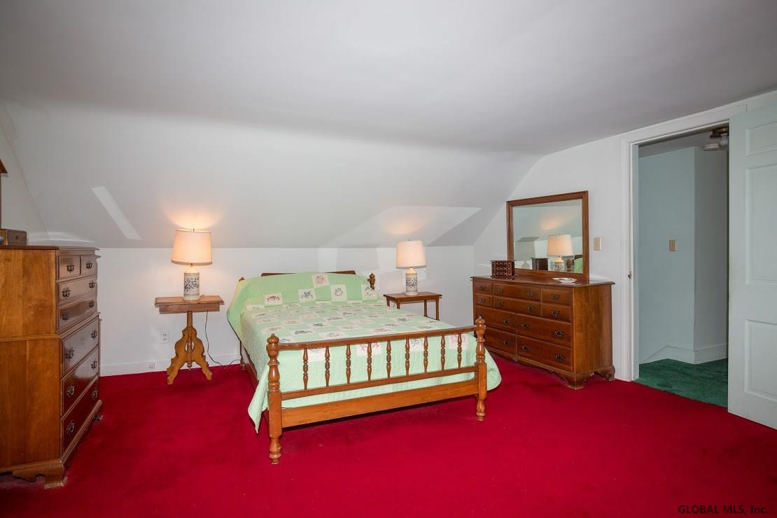 2307 Cayuga Road Niskayuna, NY 12309 - Photo 9 of 19 Photo 9