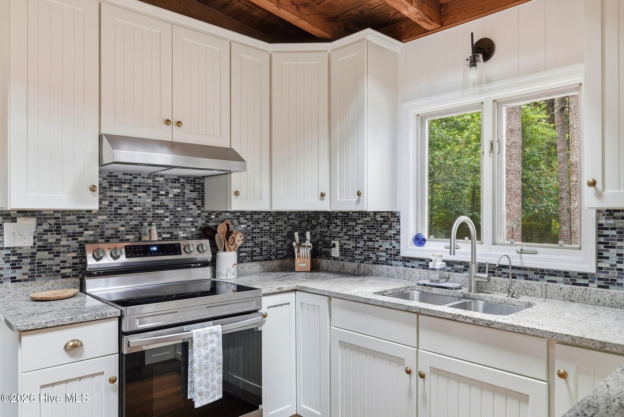 555 South Valley Road Southern Pines, NC 28387 - Photo 15 of 50