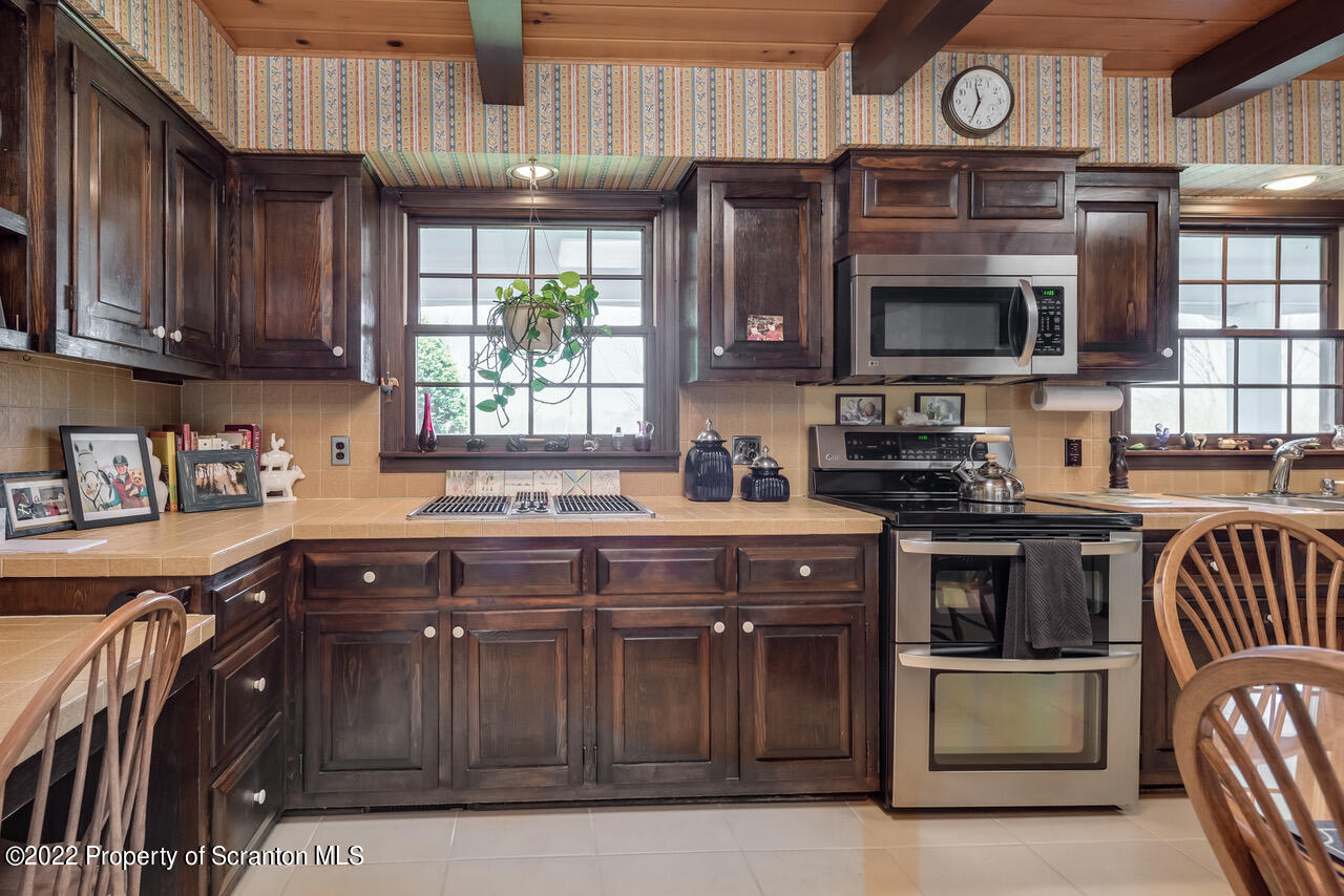 480 Stone Road Dalton, PA 18414 - Photo 12 of 65 Gallery Image 12