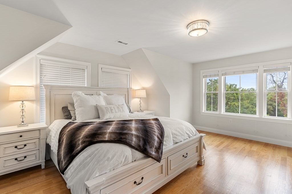 7 Willow Road Marblehead, MA 01945 - Photo 23 of 41