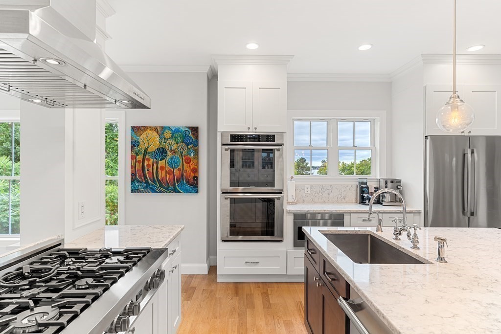 7 Willow Road Marblehead, MA 01945 - Photo 10 of 41