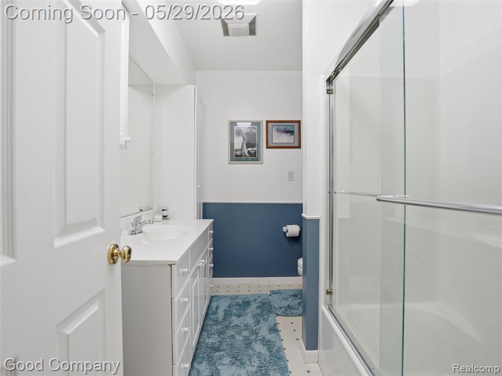 3441 Dunning Road Rochester Hills, MI 48309 - Photo 23 of 38 Gallery Image 23