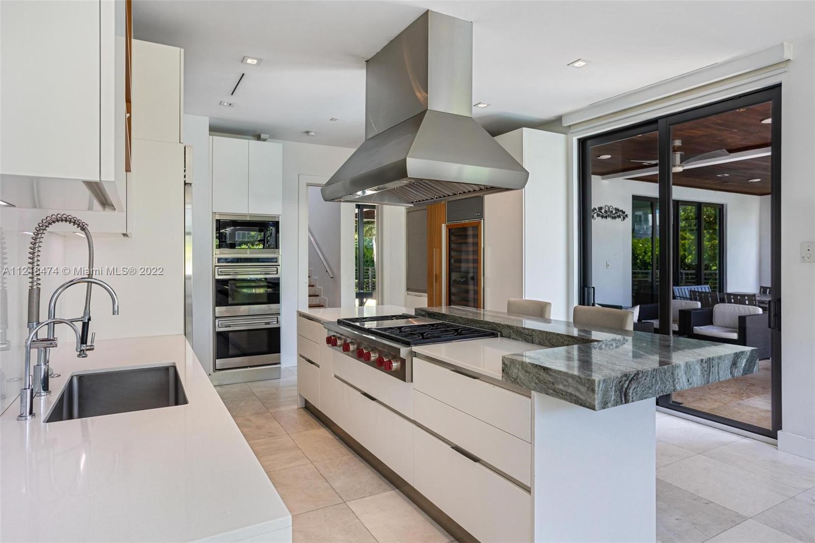 465 Glenridge Road Key Biscayne, FL 33149 - Photo 13 of 37 Gallery Image 13