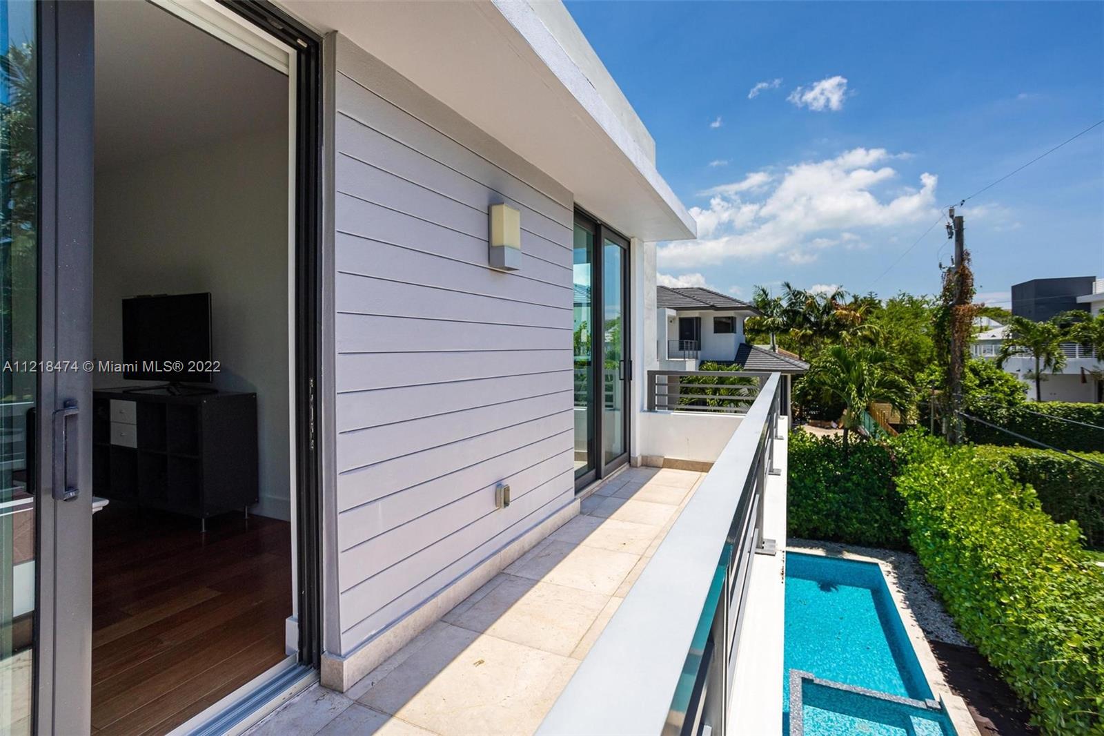 465 Glenridge Road Key Biscayne, FL 33149 - Photo 31 of 37 Gallery Image 31