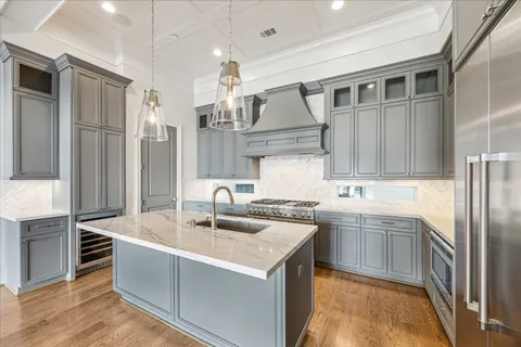 $1,369,000 | 2103 Argonne Street, Unit B, Houston, TX 77019