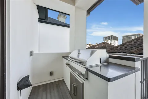 $1,369,000 | 2103 Argonne Street, Unit B, Houston, TX 77019