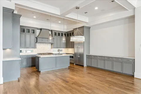 $1,369,000 | 2103 Argonne Street, Unit B, Houston, TX 77019