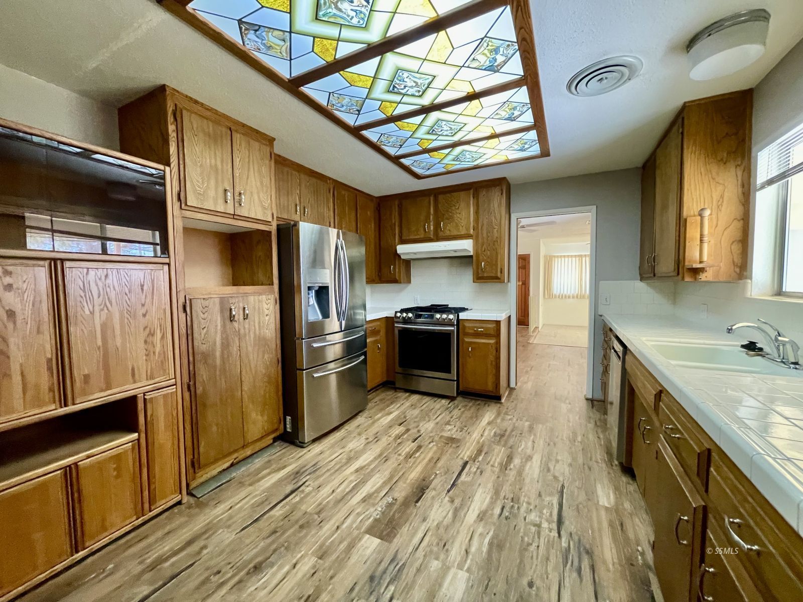 701 West Bataan Avenue Ridgecrest, CA 93555 - Photo 4 of 40
