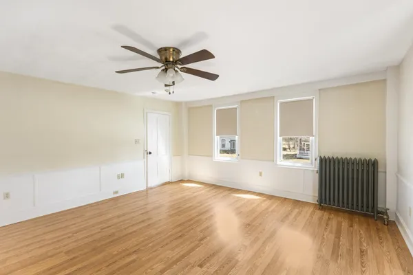 $549,900 | 180 Main Street, Kingston, NH 03848