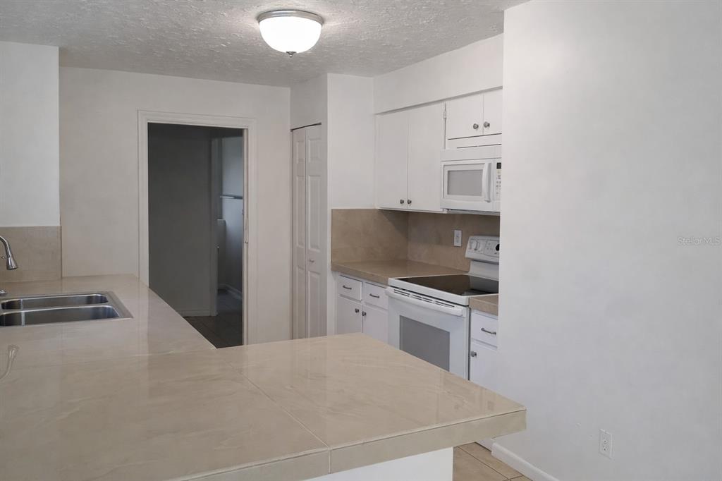 1272 Hanover Court Spring Hill, FL 34606 - Photo 2 of 45