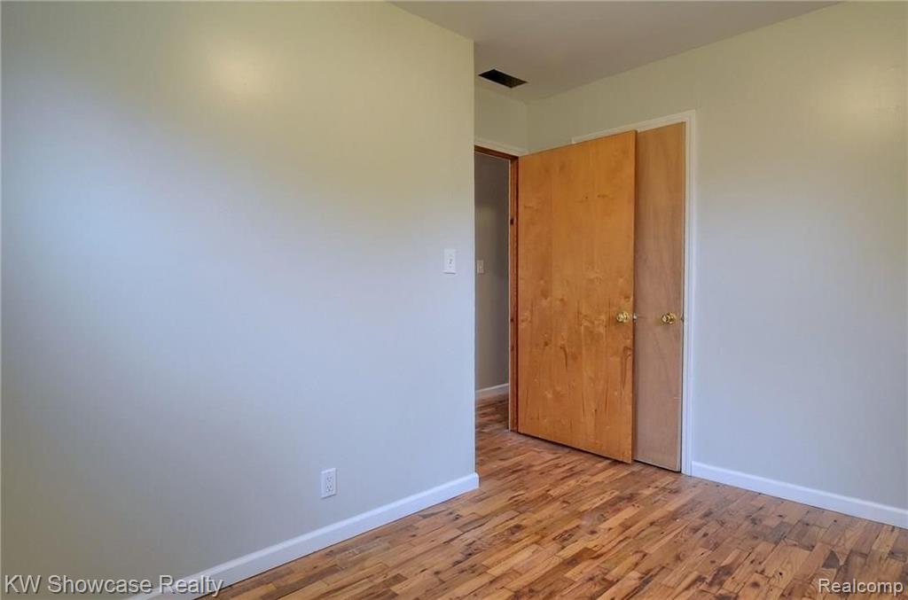 1630 School Road Rochester Hills, MI 48307 - Photo 19 of 26