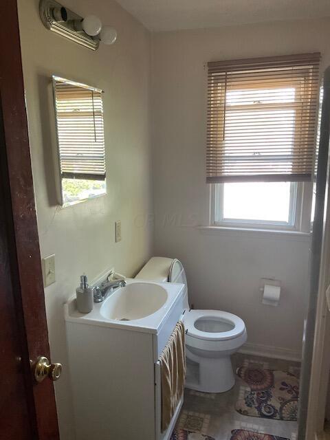1045 South James Road Columbus, OH 43227 - Photo 4 of 7 james 2